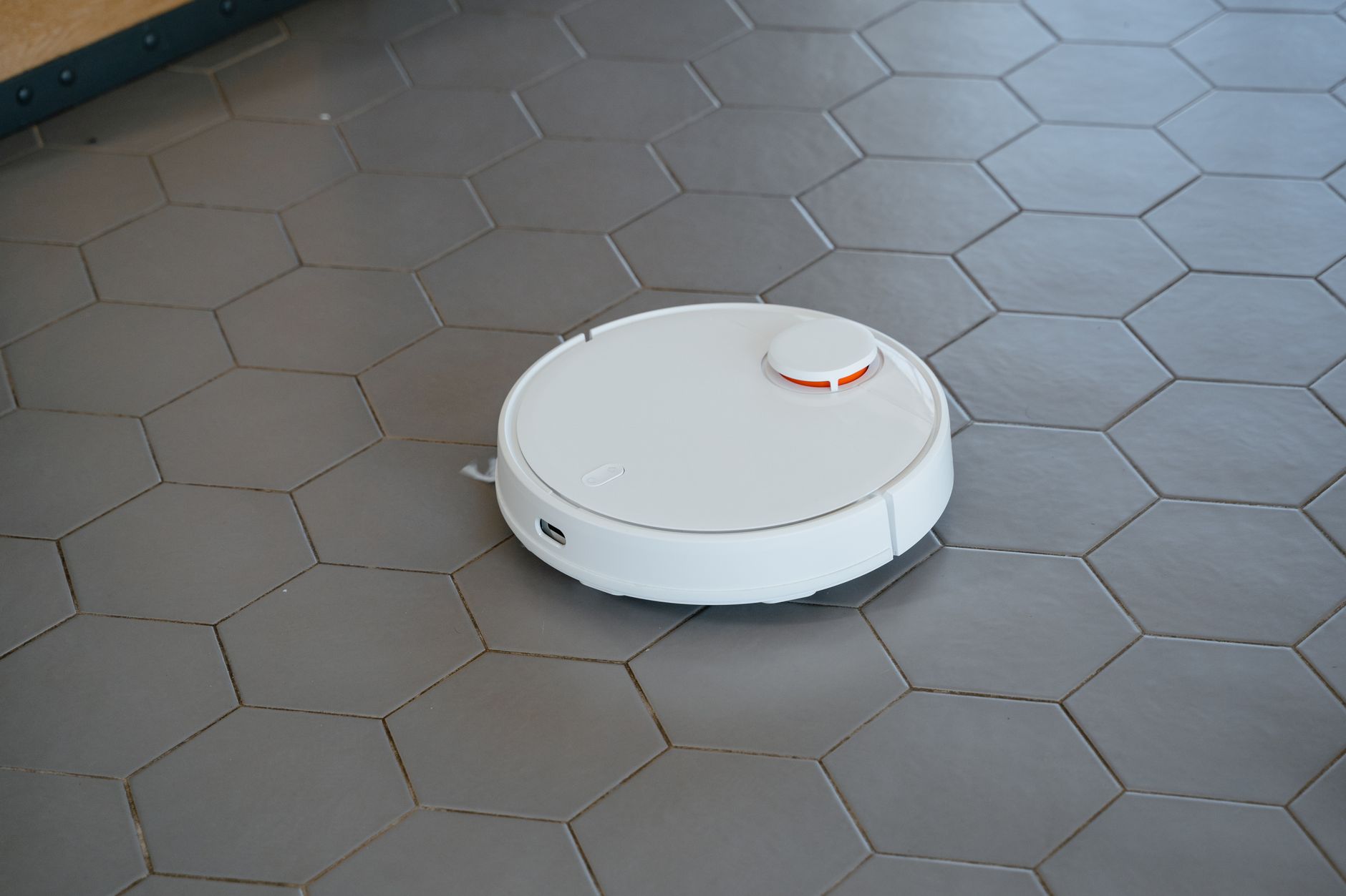 Robotický vysávač s mopom alebo bez mopu: ktorý sa oplatí?